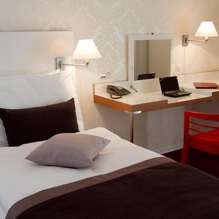 Ea Hotel Tereziansky Dvur Hradec Králové Kültér fotó