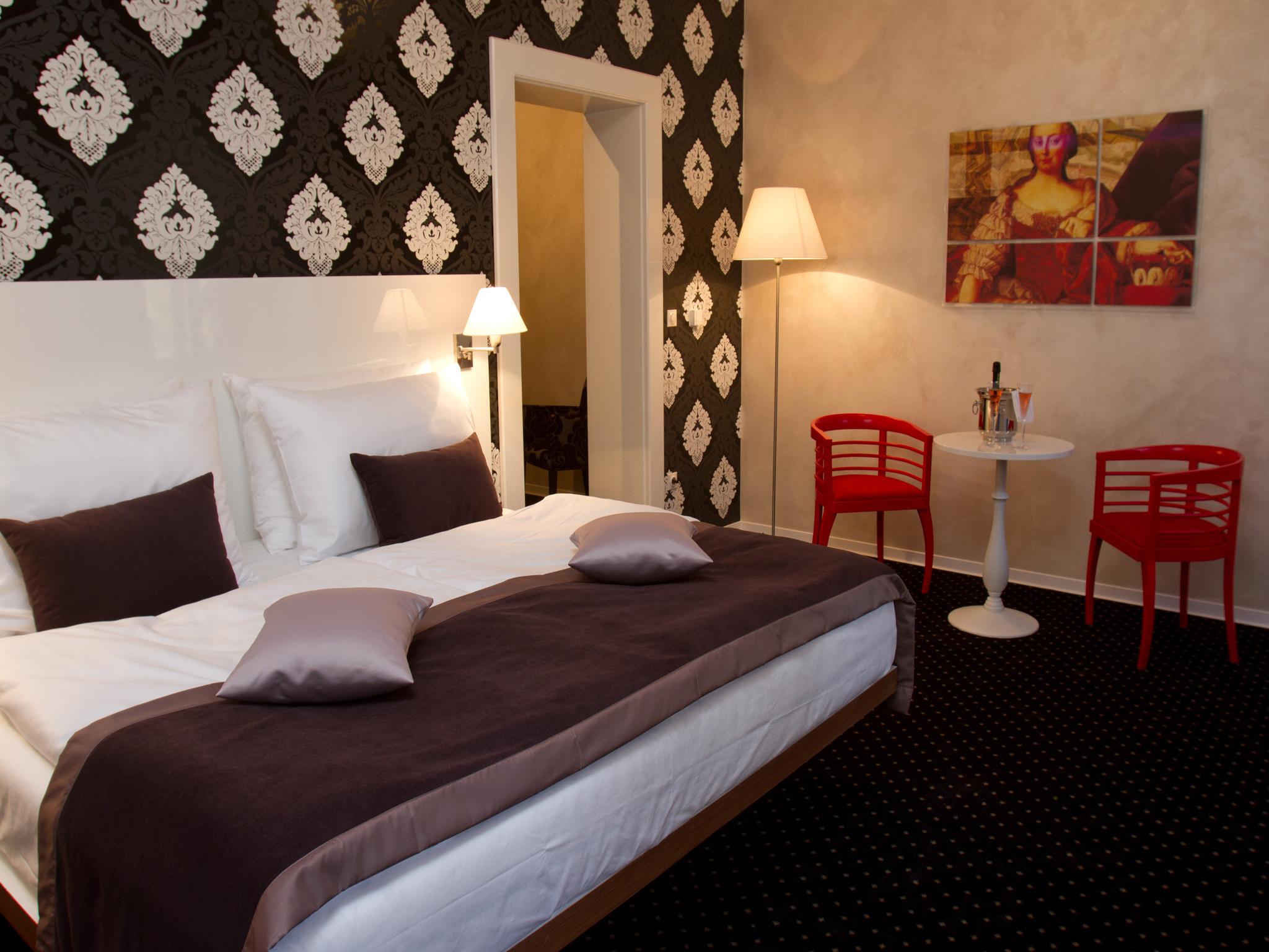 Ea Hotel Tereziansky Dvur Hradec Králové Kültér fotó