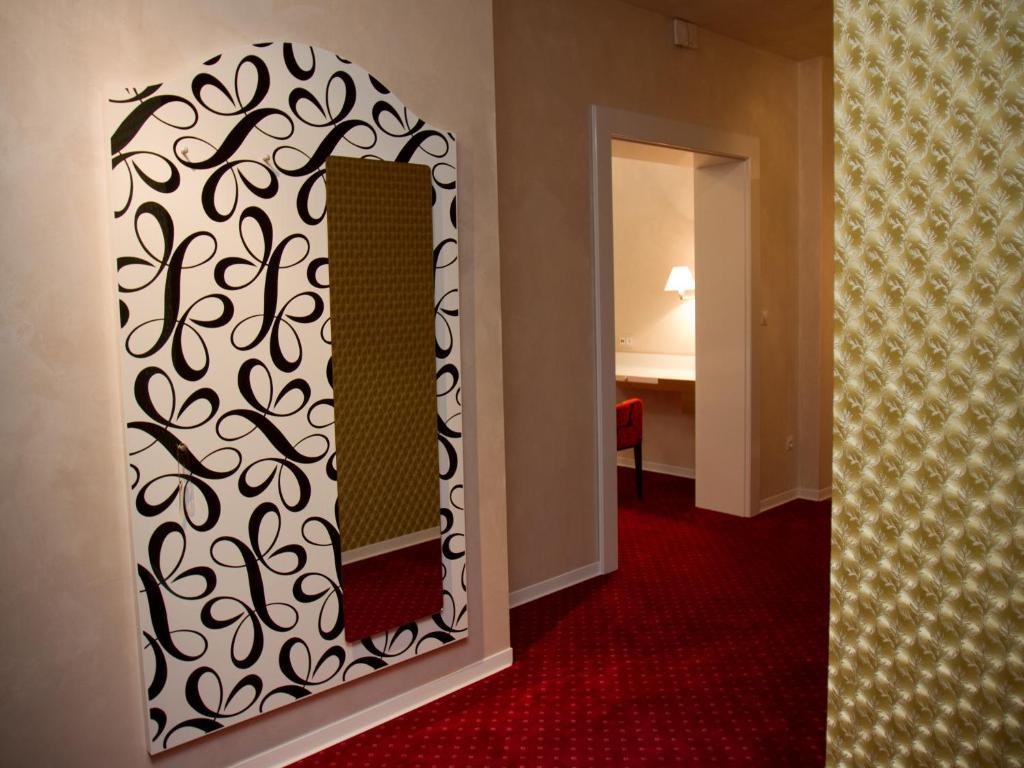 Ea Hotel Tereziansky Dvur Hradec Králové Kültér fotó